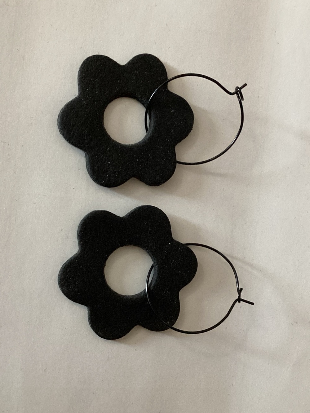 Black Flower Hoop Earrings - Women Accessories